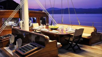 Sailing Yacht Aria I