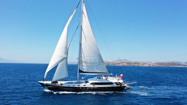 Canaria Sailing Yacht