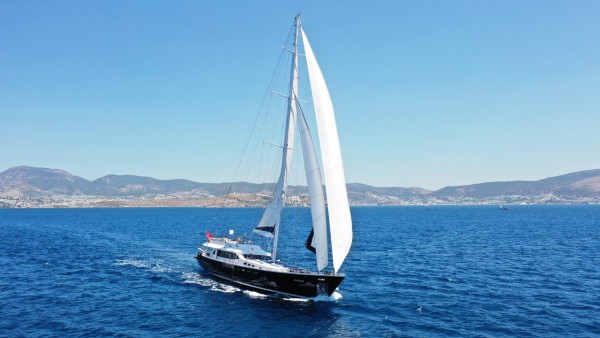 Sailing Yacht Canaria