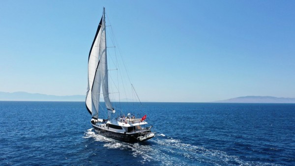 Sailing Yacht Canaria