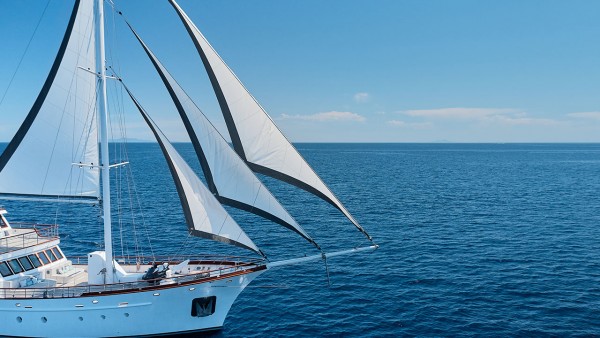 Sailing Yacht Corsario