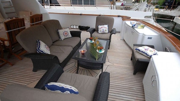 Motor Yacht Crocus