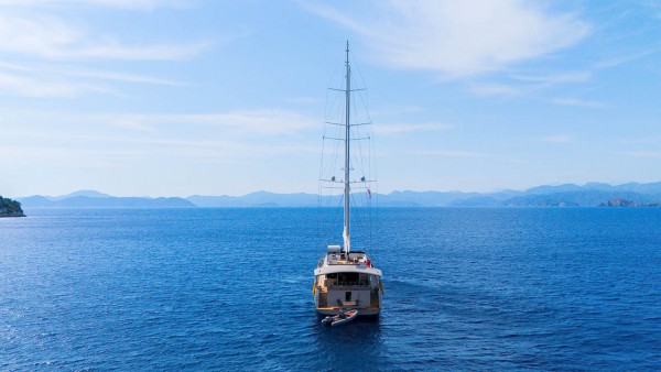 Sailing Yacht King of the Sea