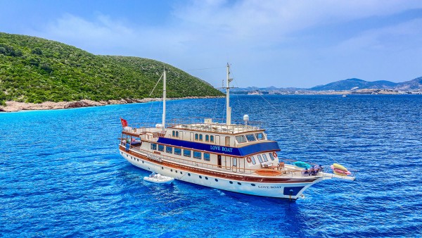 Gulet Love Boat