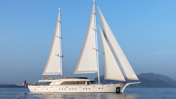 Love Story Sailing Yacht