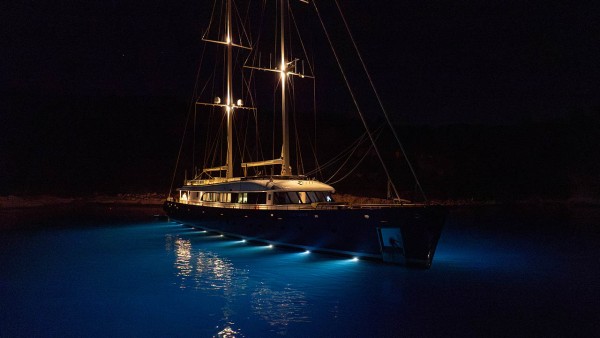 Sailing Yacht Nocturno