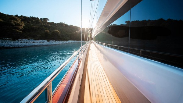 Sailing Yacht Nocturno