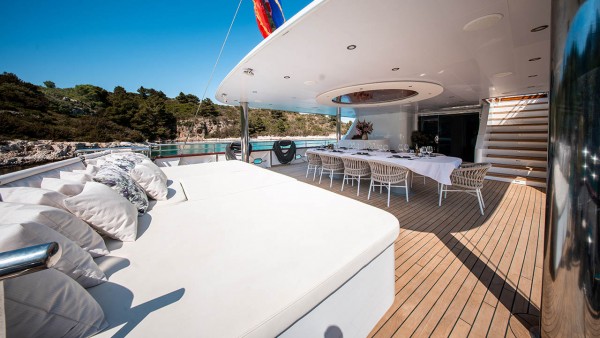 Sailing Yacht Nocturno