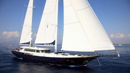 Perla Del Mare Sailing Yacht