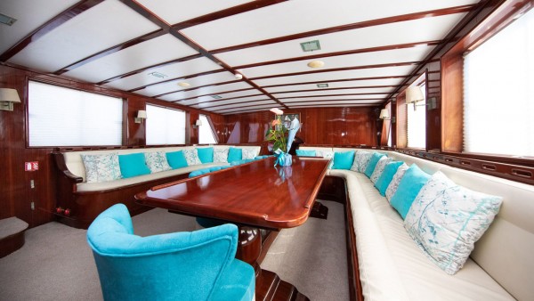 Gulet Phoenix Bronze