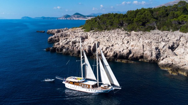 Gulet Phoenix Bronze