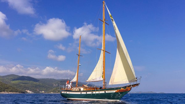 Providenca Sailing Yacht