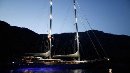 Sailing Yacht Silver Moon