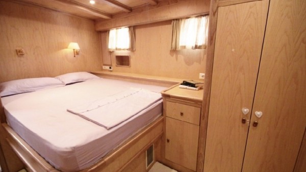 Gulet Wood