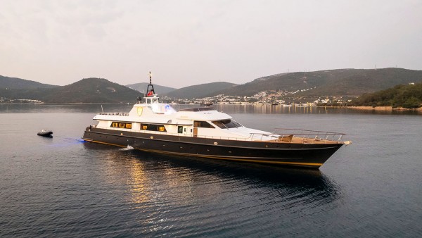 Alkonost Motor Yacht