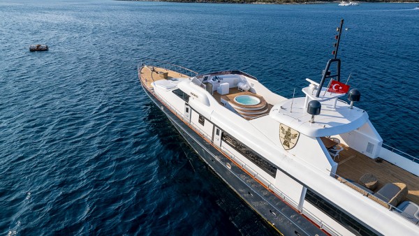 Motor Yacht Alkonost