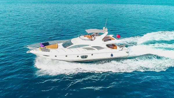 Motor Yacht Azimut 62 Fly VIP