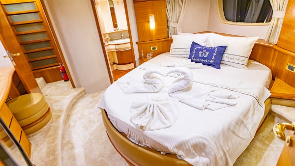 Motor Yacht Azimut 62 Fly VIP