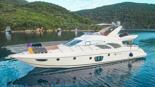 Motor Yacht Azimut 62 Fly VIP