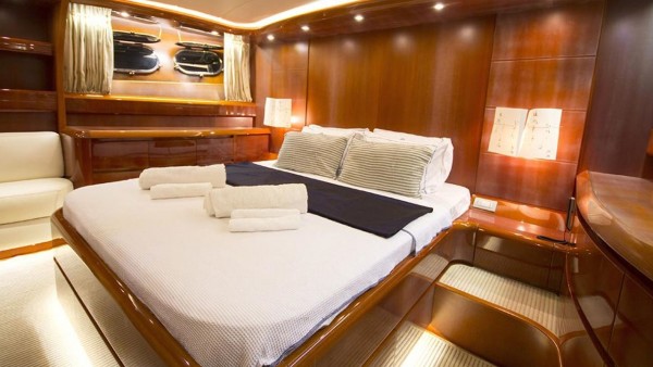 Motor Yacht Caelum