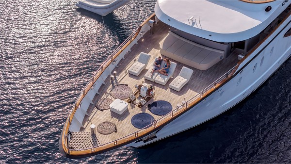 Motor Yacht Cristal