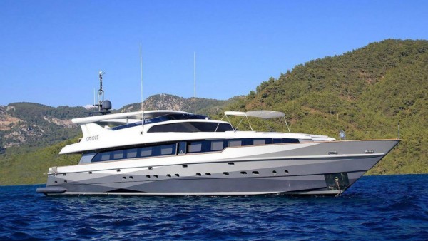 Crocus Motor Yacht