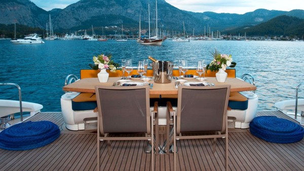 Motor Yacht Felicity