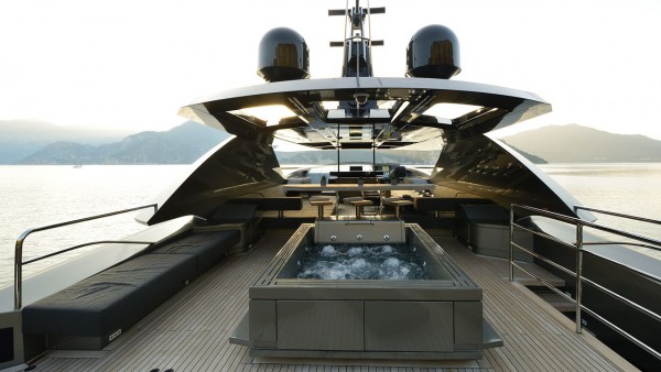 Motor Yacht FX