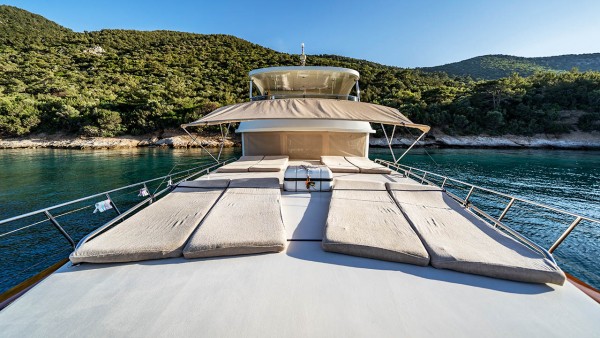 Motor Yacht Golden Story
