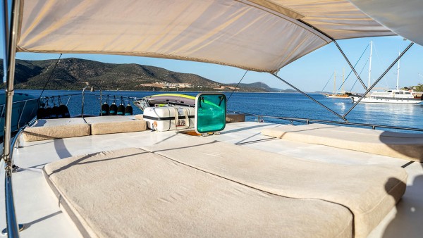 Motor Yacht Golden Story