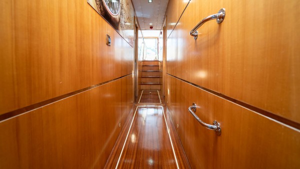 Motor Yacht Golden Story