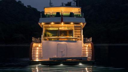 Motor Yacht Golden Story