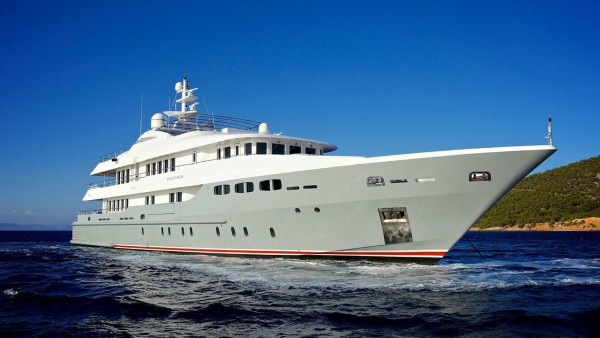 Motor Yacht Oceanos