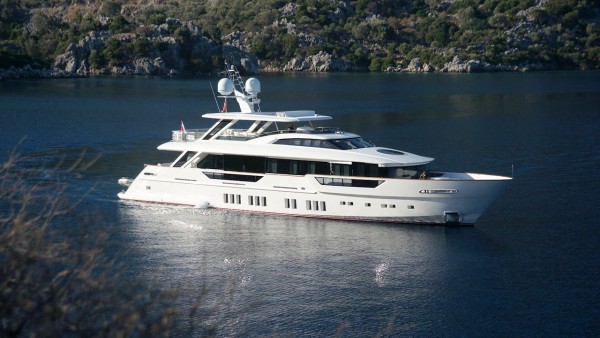 Motor Yacht REM