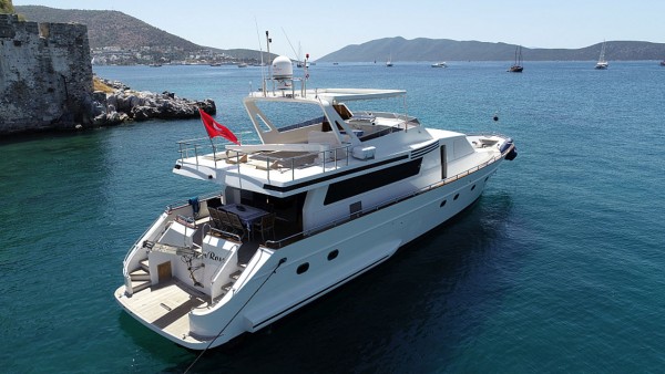 Rose 25 Motor Yacht