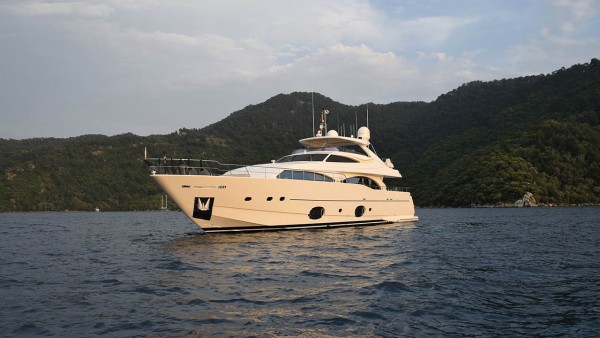 Motor Yacht Sea Lion II