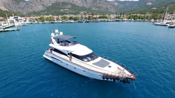 Motor Yacht Ser 1